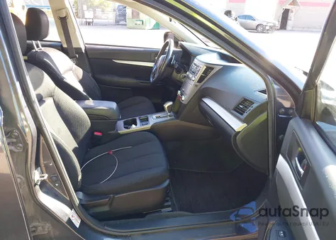 2012 Subaru Legacy 2.5I Premium из США, поврежденный, VIN 4S3BMBG60C3028435